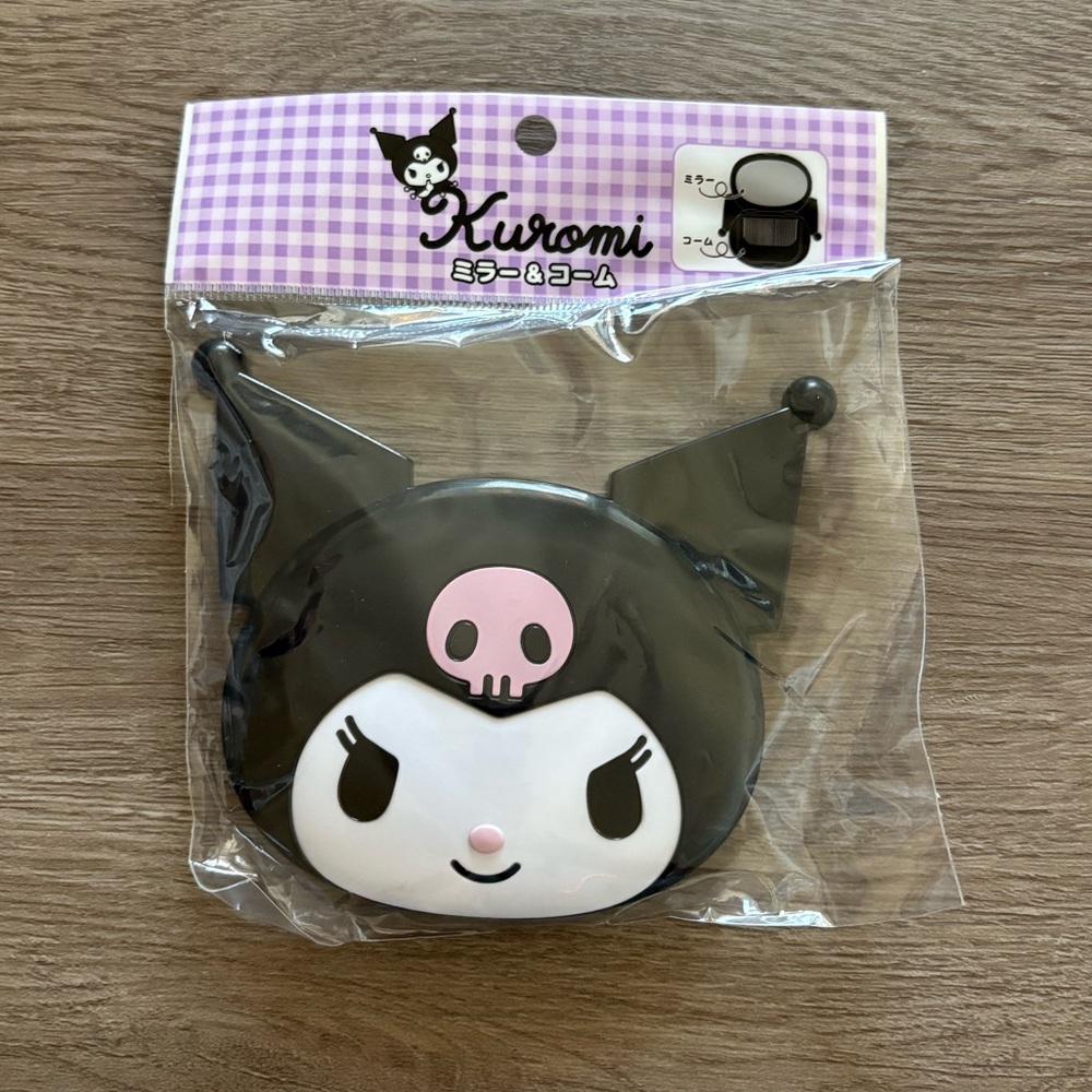 NWT Sanrio Kuromi Comb